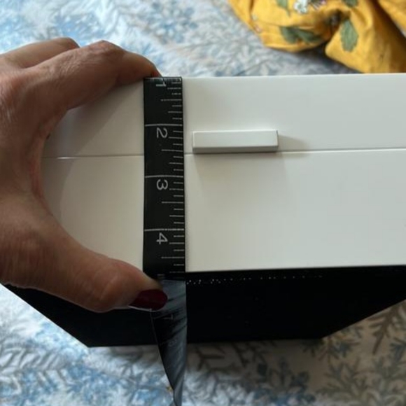 RéVive Limited Edition Art Box by Anya Kielar - Picture 10 of 11